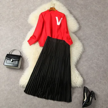 Европейская и американская женская одежда 2023, весенний новый красный вязаный свитер с длинными рукавами, плиссированная юбка, модный костюм