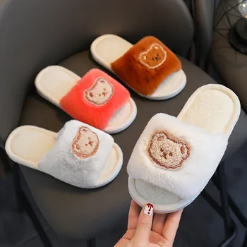 Новые тапочки для мальчиков и девочек с рисунком Медведя, Осенне-зимняя обувь для спальни Для детей, мягкие противоскользящие Теплые плюшевые детские теплые тапочки на плоской подошве