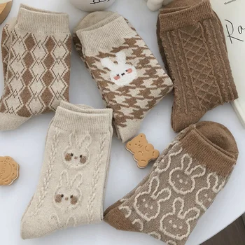 Осенне-зимние Теплые женские носки средней длины с милым кроликом, оригинальные носки в форме ромба кофейного цвета, серия